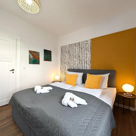 Bohnapartments - Topfmarkt Xxl - Neu In Zentrumslage, Vollausstattung, Wlan, Parkplaetze Apartmán *