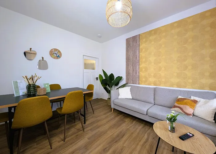 Daire Bohnapartments - Topfmarkt Xxl - Neu In Zentrumslage, Vollausstattung, Wlan, Parkplaetze Ilmenau