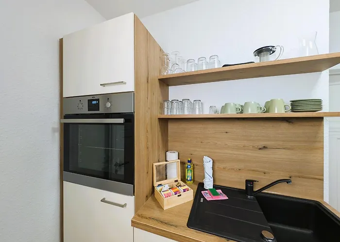 Bohnapartments - Topfmarkt Xxl - Neu In Zentrumslage, Vollausstattung, Wlan, Parkplaetze Апартаменты