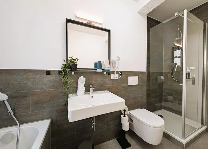 Bohnapartments - Topfmarkt Xxl - Neu In Zentrumslage, Vollausstattung, Wlan, Parkplaetze Апартаменты