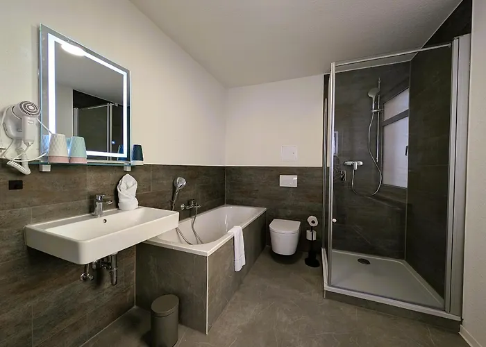 Bohnapartments - Topfmarkt Xxl - Neu In Zentrumslage, Vollausstattung, Wlan, Parkplaetze Daire Ilmenau